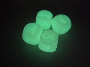 1/2" Rune Dice - Glow