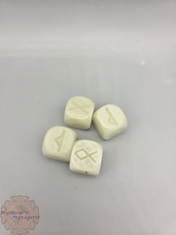 1/2" Rune Dice - Glow - Image 2